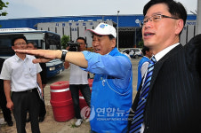 대불산업단지 방문한 이재오 위원장