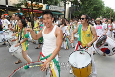 노숙인 자활 돕는 잡지 빅이슈 창간 전야제
