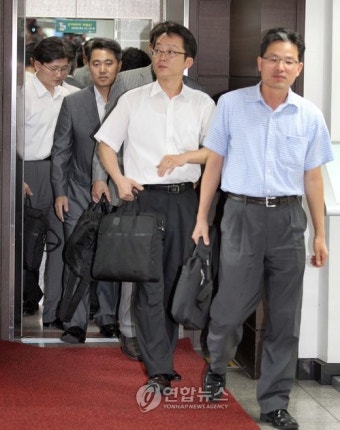 고 찰 공직윤리지원관실 압수수색