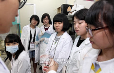 경희대 생명과학대학 고교생 영재학급 교육