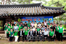 책과 함께 피서를 경남 휴양지 곳곳 임시도서관