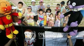 동심의 세계로..제22회 춘천인형극제 개막