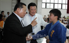 통영 섬마을 초등생 소년체전 유도 은메달 따