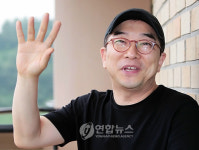 제천영화음악상 받은 가수 김수철씨