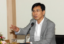 금산군청 찾은  안희정 충남지사