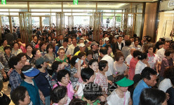 롯데百 청량리점 개장