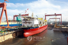 현대重 사상 첫 드릴십 2척 잇따라 건조