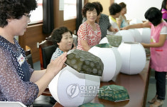 한지공예는 이렇게‥