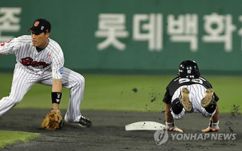 이대형, 프로야구 사상 첫 4년 연속 50도루