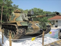 고속道 휴게소에 전투기ㆍ탱크 떴다(?)