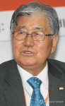 인사말 하는 박종삼 월드비전 회장