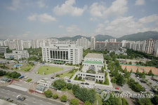 안양시장 EBS 오면 시청사 부지 내주겠다
