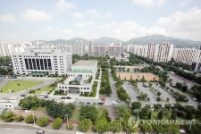 안양시장 EBS 오면 시청사 부지 내주겠다