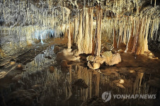 제주 남지미동굴의 비경
