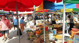 한가위 앞둔 성남 모란5일장