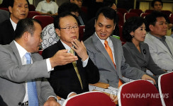 박희태 국회의장 한빛맹학교 방문