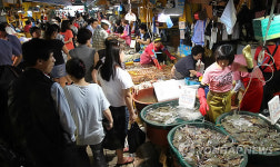 추석대목, 붐비는 인천종합어시장