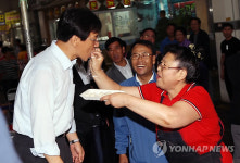 한국푸드천안실버안요양원 | 안희정 충남지사, 추석 앞두고 복지시설 방문