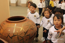 이명박 대통령 울산 옹기문화 계승 높이평가