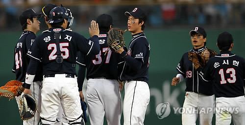 두산, 박준순 결승타로 삼성 꺾고 5-0 완승, 미국프로 어빈도 무실점 호투