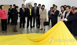 광주비엔날레 찾은 의원들