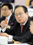 <2010 국감> 질의하는 김용구 의원