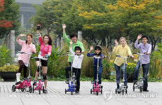 가을 속으로 달려 보세요~