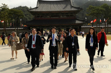 부여 사비궁 찾은 G20 관광장관들