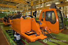 두산인프라코어 군산공장 준공