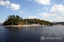 마산 돝섬 새 단장 내년 3월 재개장