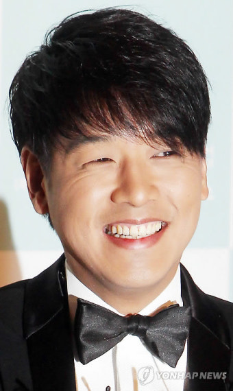 류시원, 9살 연하 신부를 사로잡은 미소