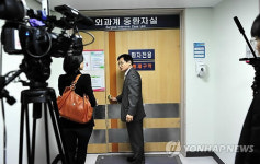 분신 노동자 치료받고 있는 한강성심병원