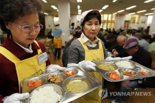 정갈하고 깨끗한 급식서비스를