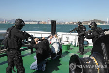 <G20>테러범 진압