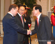 <G20> 국빈 만찬 참석한 최지성 삼성전자 사장