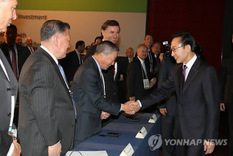 <G20> 이 대통령 비즈니스 서밋 개막총회 참석