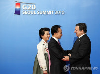 <G20> 이 대통령 내외와 EU 집행위원장