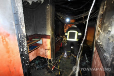 광주, 모텔 건물 불..투숙객 3명 사망(종합)