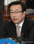 최고위원 지명 관련 발언하는 서병수