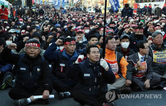 금속노조, 현대차 비정규직 파업 지지 집회