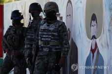 멕갱단협박에 주인없는 농장 수천개