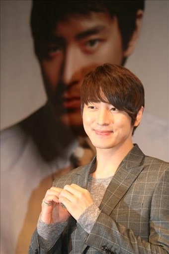 '수삼' 이준혁, 日서 팬미팅
