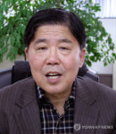  한글족보 운동 펼치는 정인갑씨