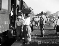 1953년 구마산역의 일상