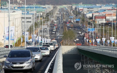 거가대로 통행 첫날..접속 시점부 큰 혼잡