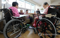 2010 마지막 날, 서울의 한 노인요양시설