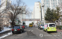 수원 아파트 단지 이웃 앙숙..수년째 길 싸움