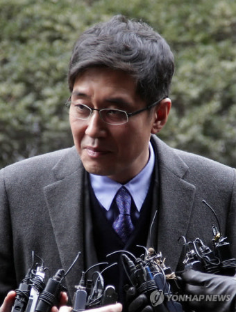 '비자금 의혹' 이호진 태광 회장 검찰 소환