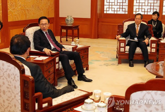 이 대통령 로물로 필리핀 외교장관 접견