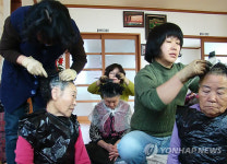 <카메라뉴스> 10년은 젊어 보여요